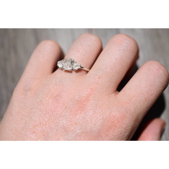 Engagement rings, raw diamond ring, raw stone ring, alternative engageme… - Picture 2 of 4